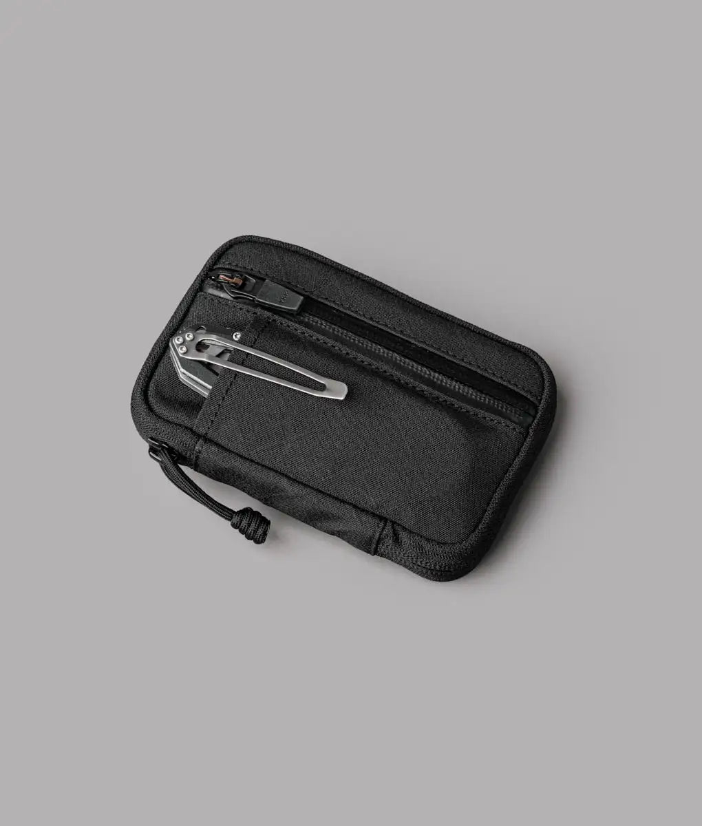Hub Pouch Pro | Black Axogrid