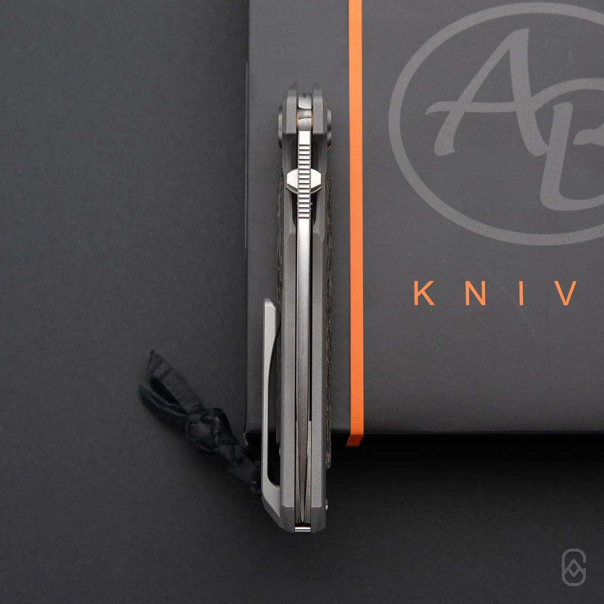 Turaco | TechnoCarbo Gold + Mirror Polished M390