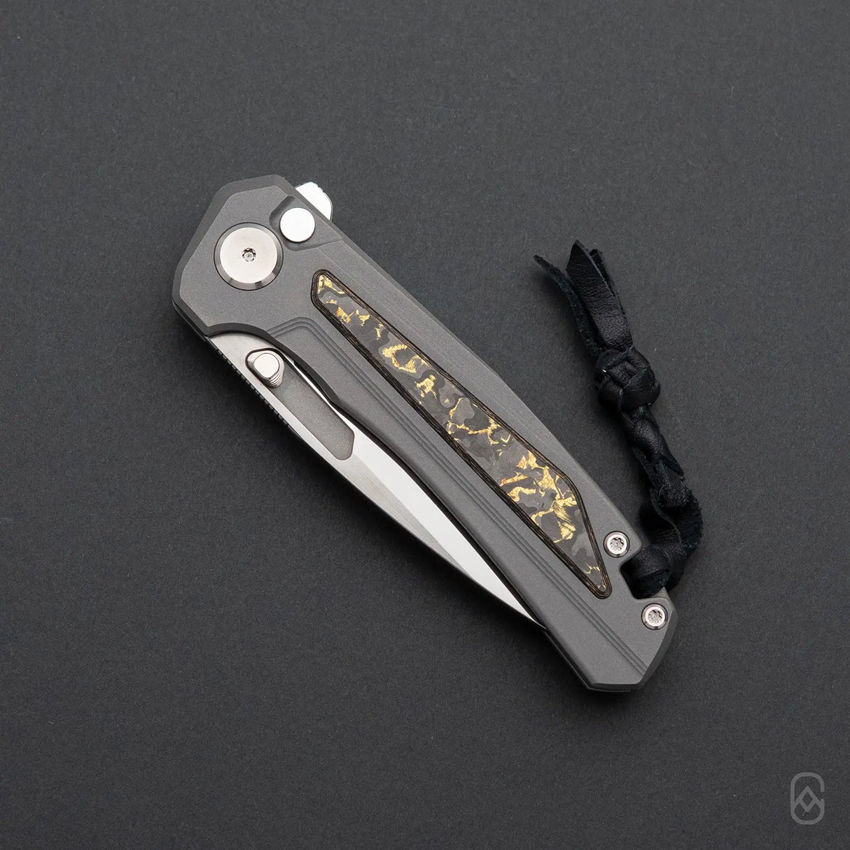 Turaco | TechnoCarbo Gold + Mirror Polished M390