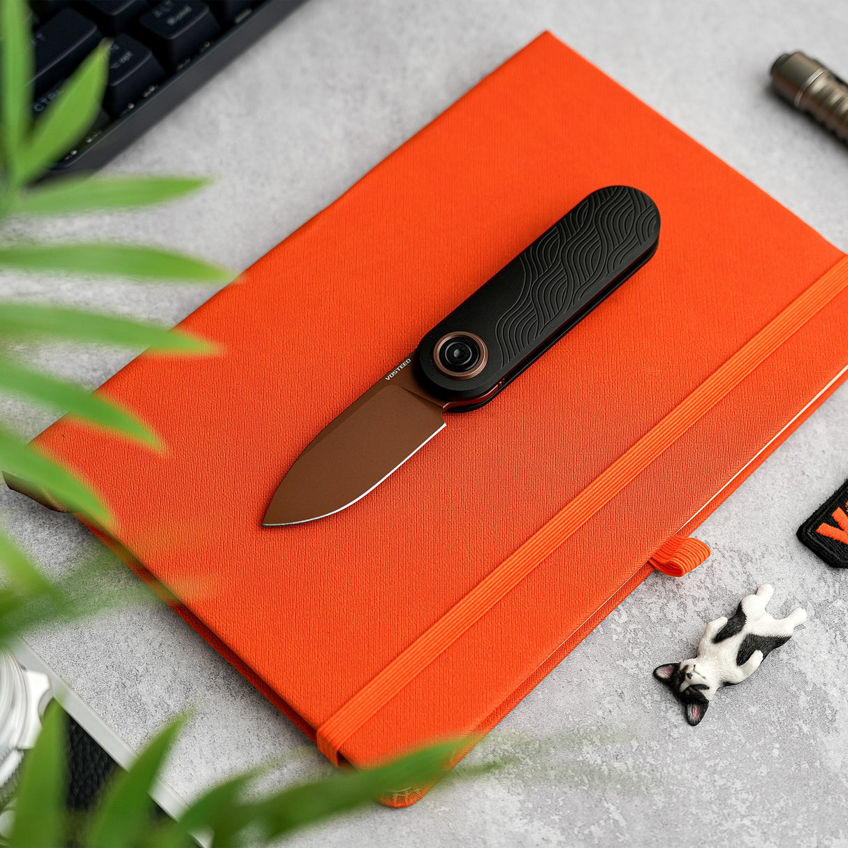 Corgi V | Black Milled Aluminium + 14C28N - A3722