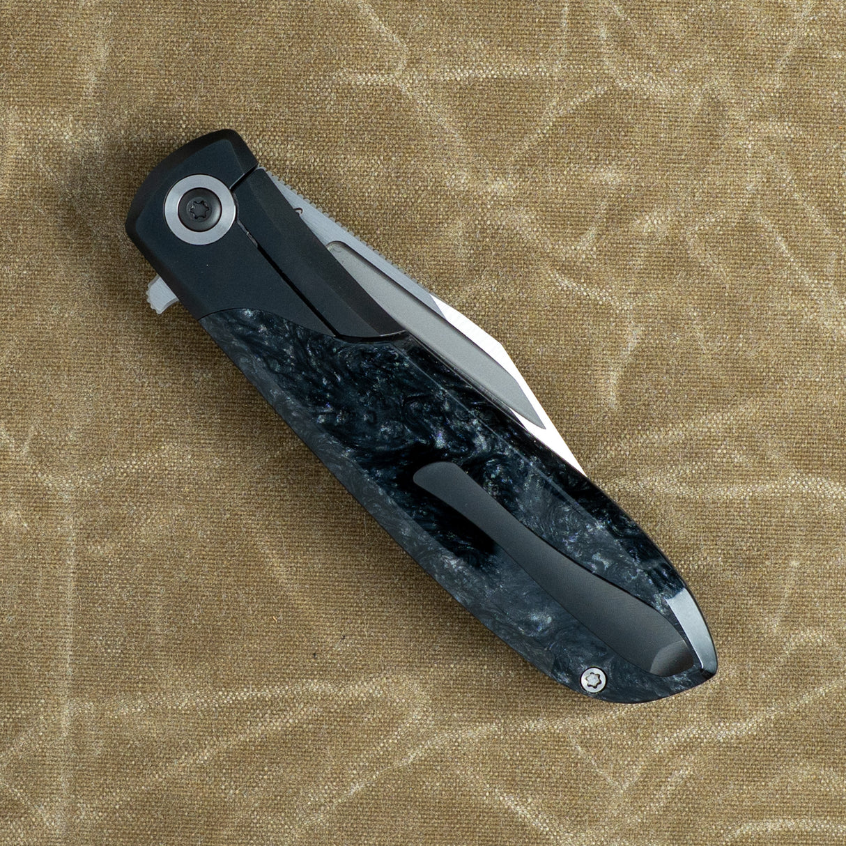 Scuffle - Bolster Lock | Kirinite Black Ice + Belt Satin S90V