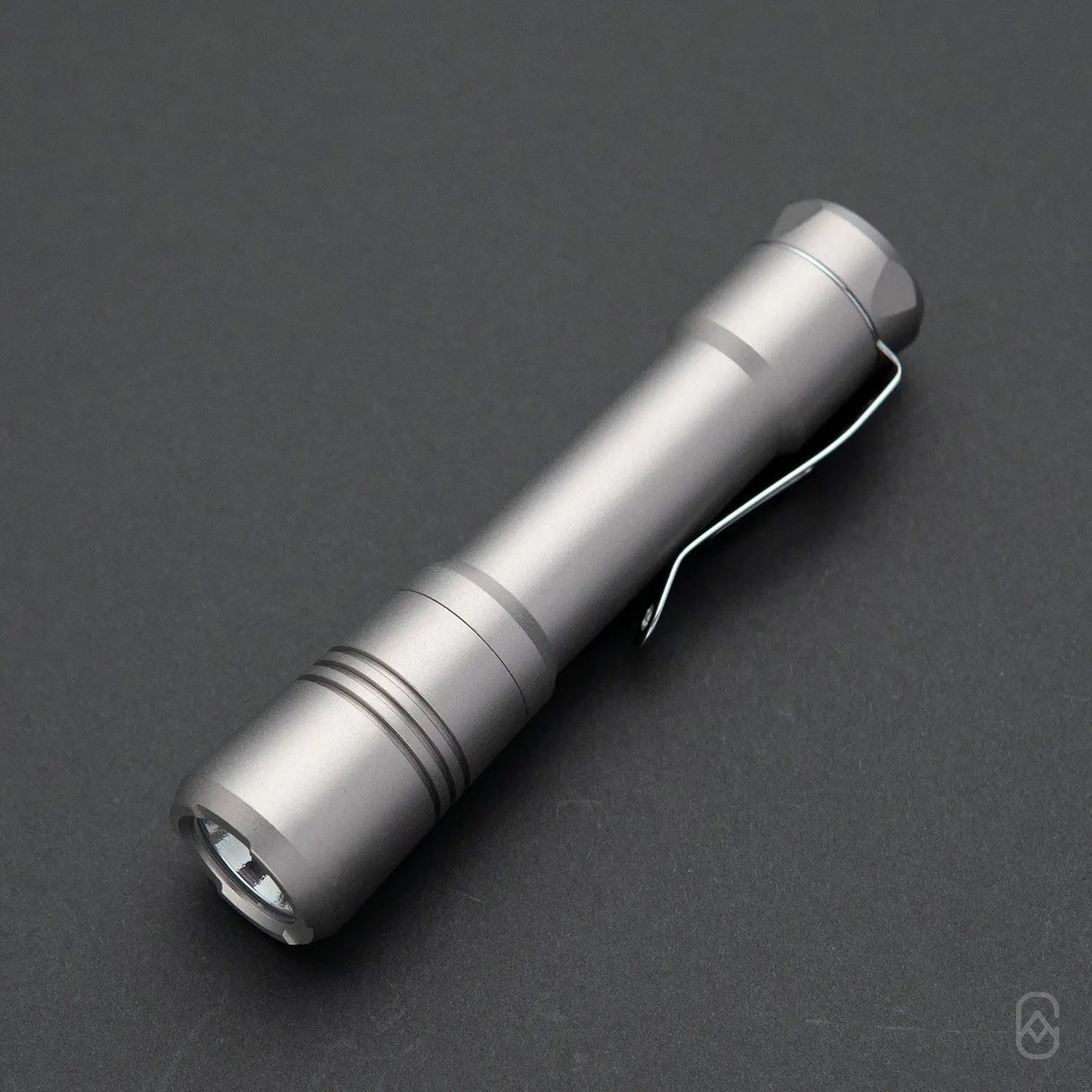 Pineapple-Ti | Titanium Smooth