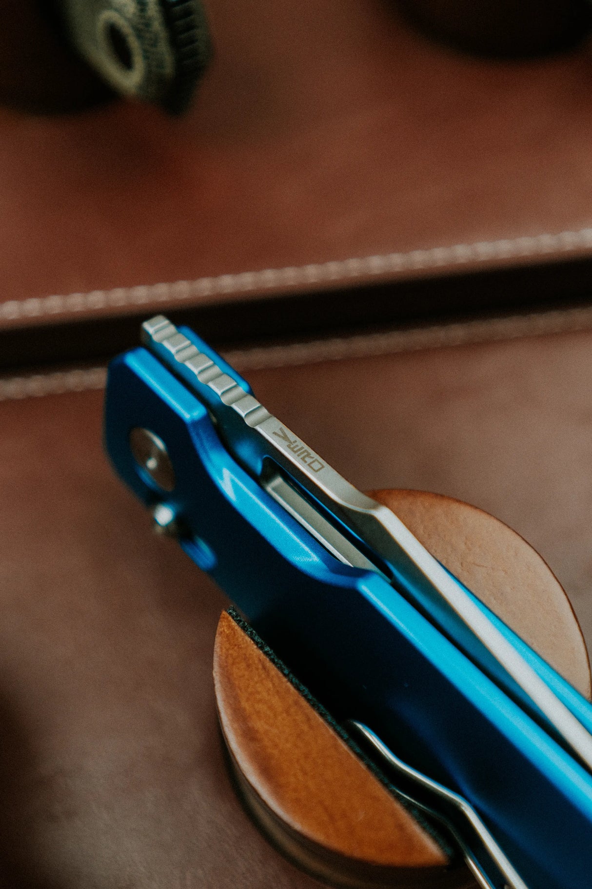 Aura Drop Point | Blue Aluminium + Stonewash 14C28N