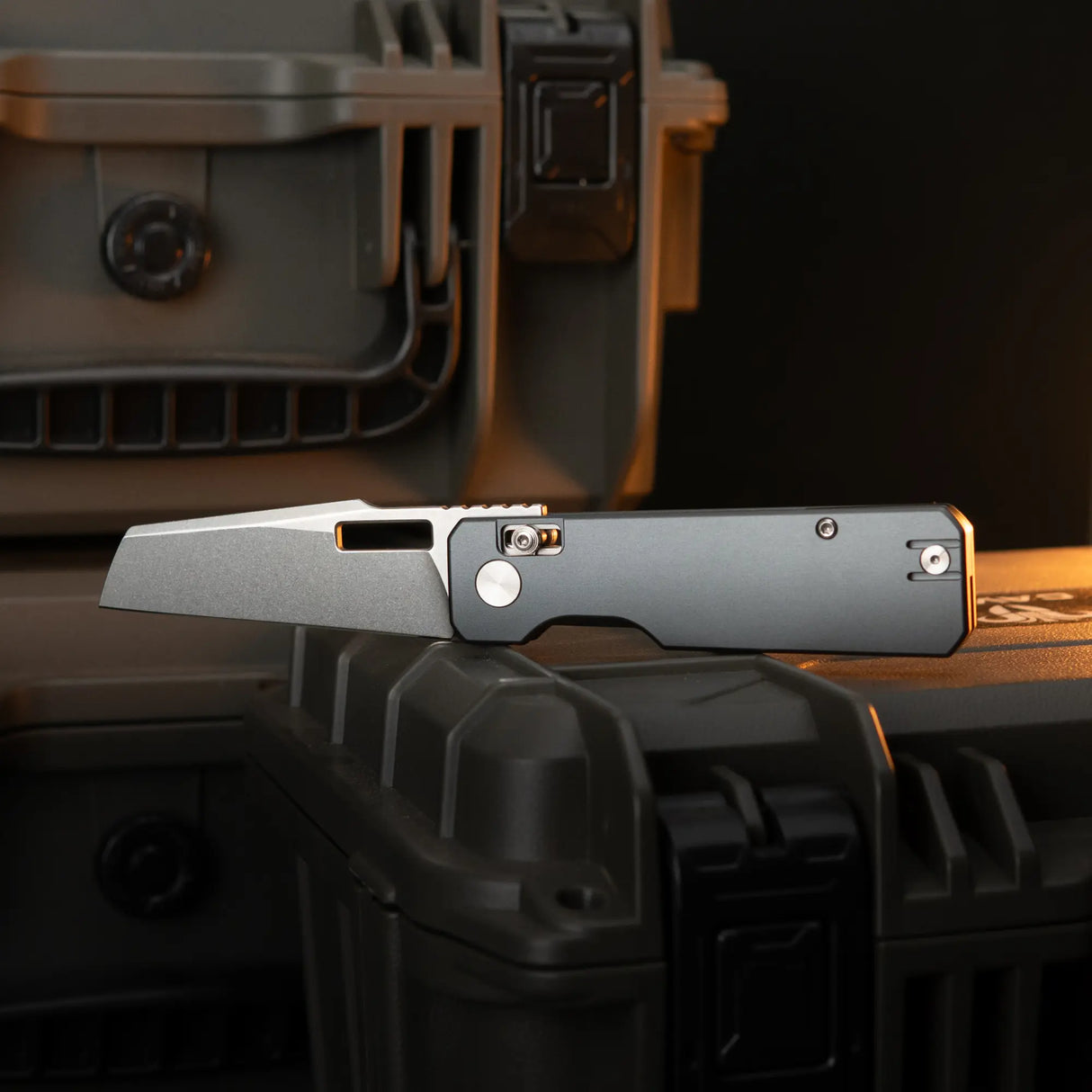 Aura Talon | Grey Aluminium + Stonewash 14C28N