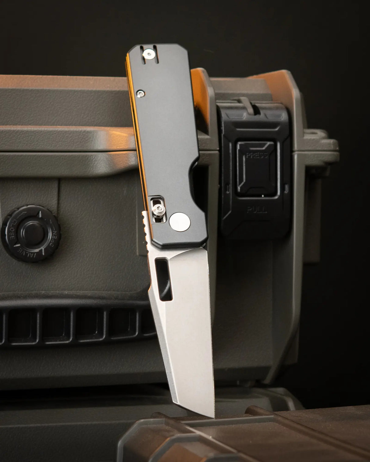 Aura Talon | Grey Aluminium + Stonewash 14C28N