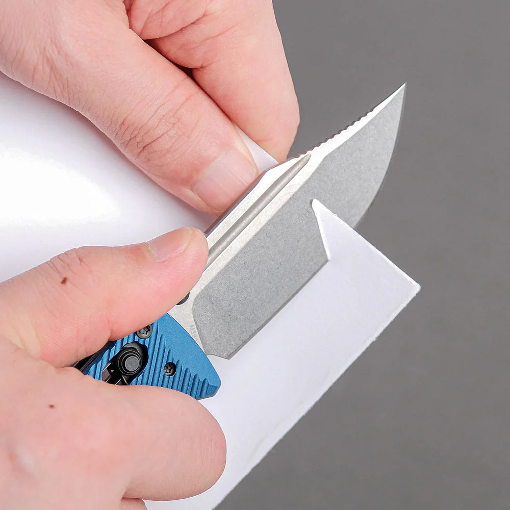 Vombat | Blue Aluminium + M390 Clip Point- A4108