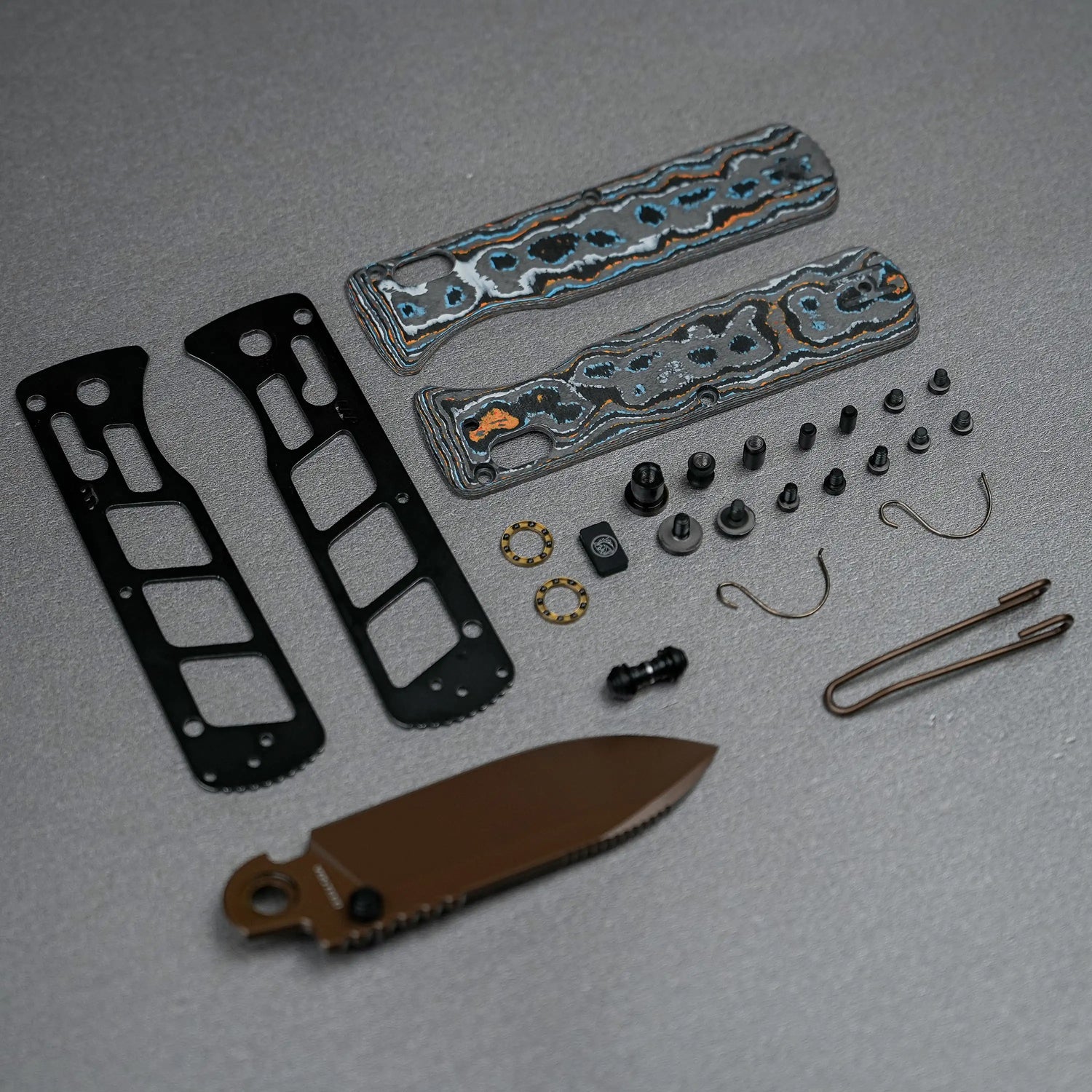 Vombat Handle Scales - Gulf Camo Carbon