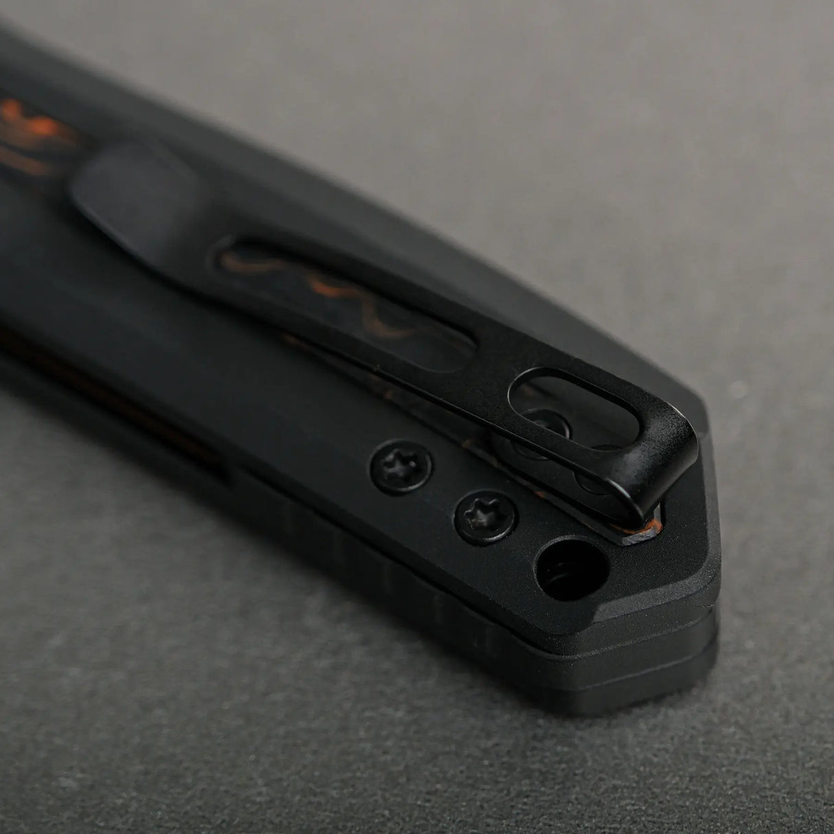 Kroc | Black Aluminium Copper Dune + Topo G10 - A1802