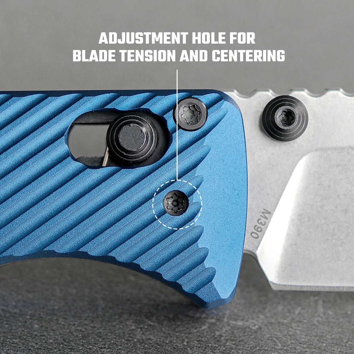 Vombat | Blue Aluminium + M390 Drop Point - A4103