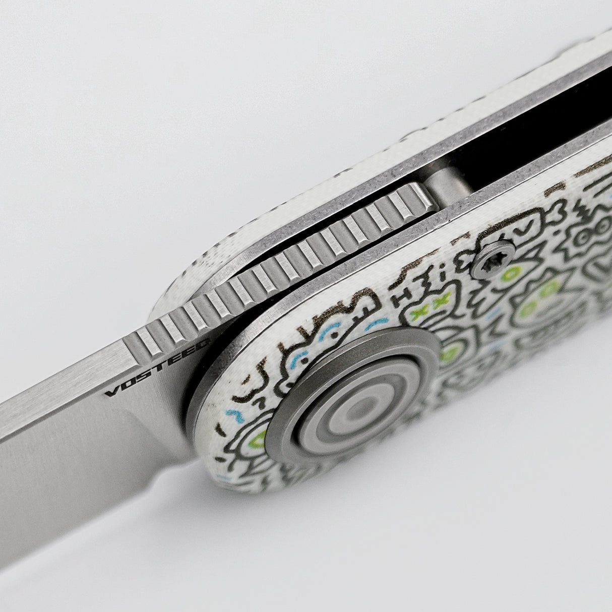 Corgi V | Doodle Monster™ White G10 + Satin - A3727