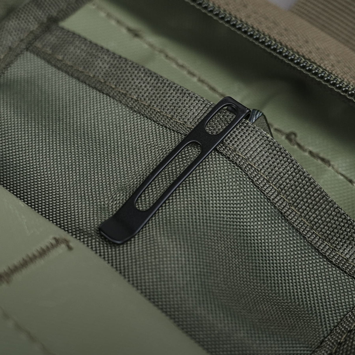 Kroc 329 | Olive Green Aluminium Topo G10 + Destroyer Grey S35VN - A1812