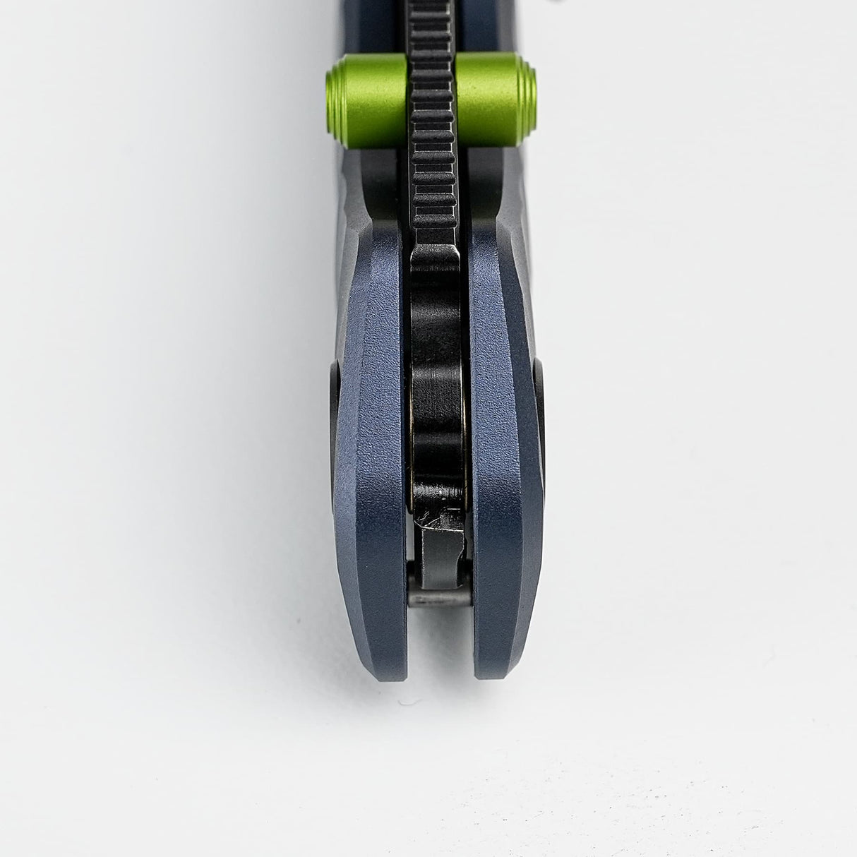 Marten 330 | Dark Blue Aluminium + Blackwash 154CM - A1615