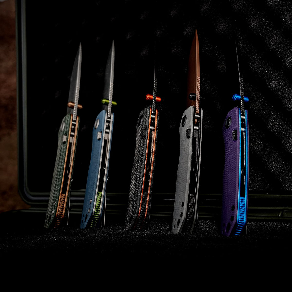 Marten 330 | Blue G10 + Stonewash 14C28N - A1625