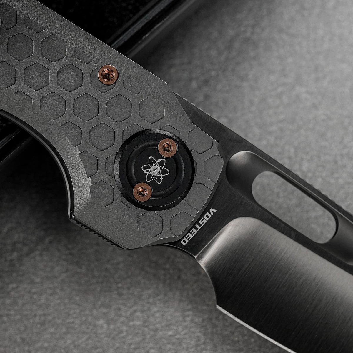 Nymble | Dim Grey Ti + Obsidian DLC Elmax - A4705