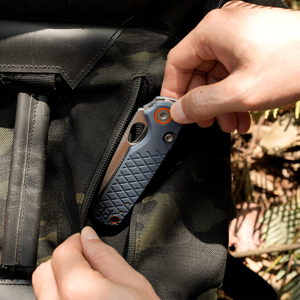 Porcupine | Blue Crosshatch G10 + Satin 14C28N - A2621