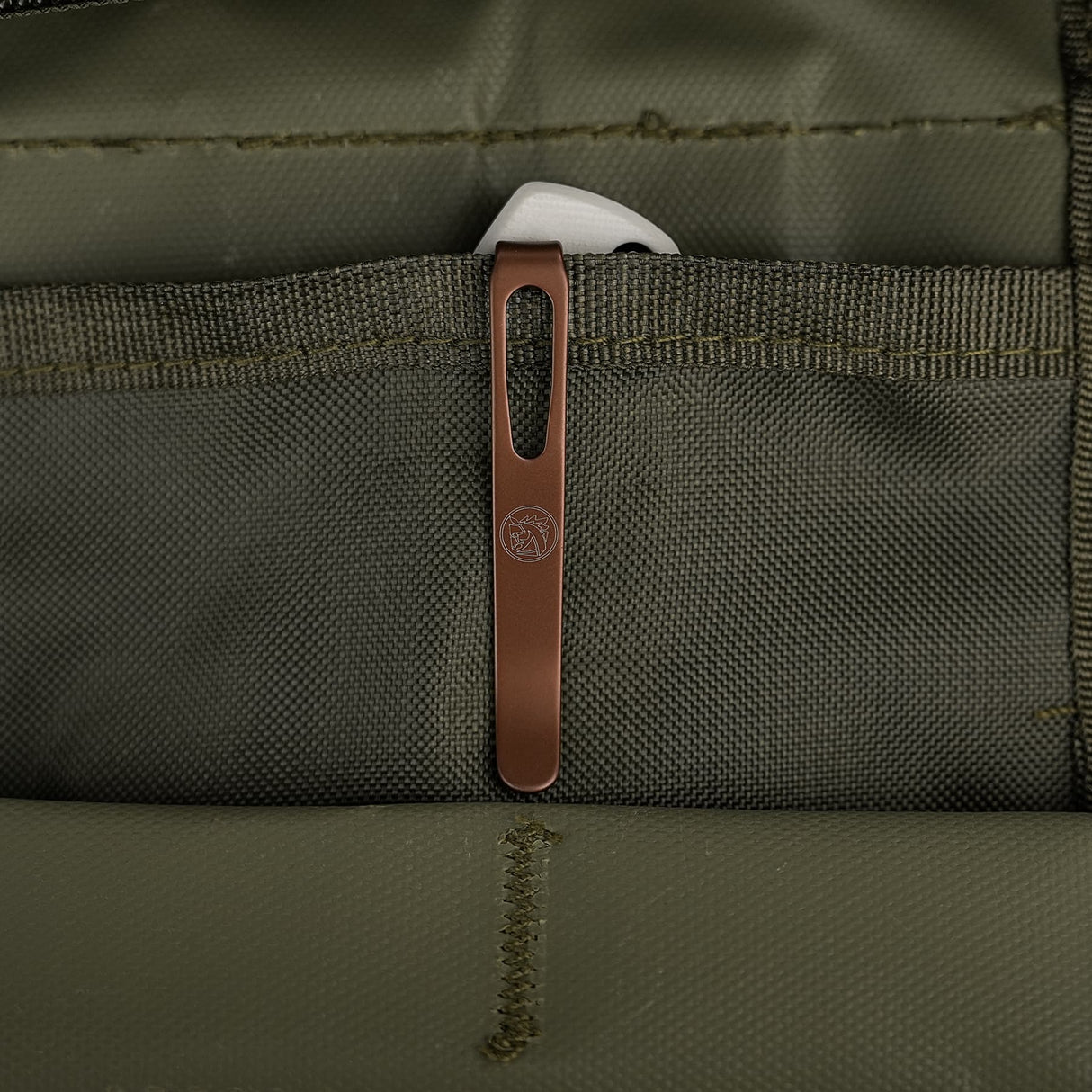 Raccoon 2.0 - Top Liner Lock | White G10 + 14C28N Bowie - A2925