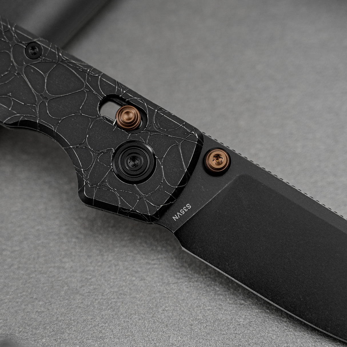 Raccoon TiSlim | Acid Wash Black Ti + Blackwash S35VN