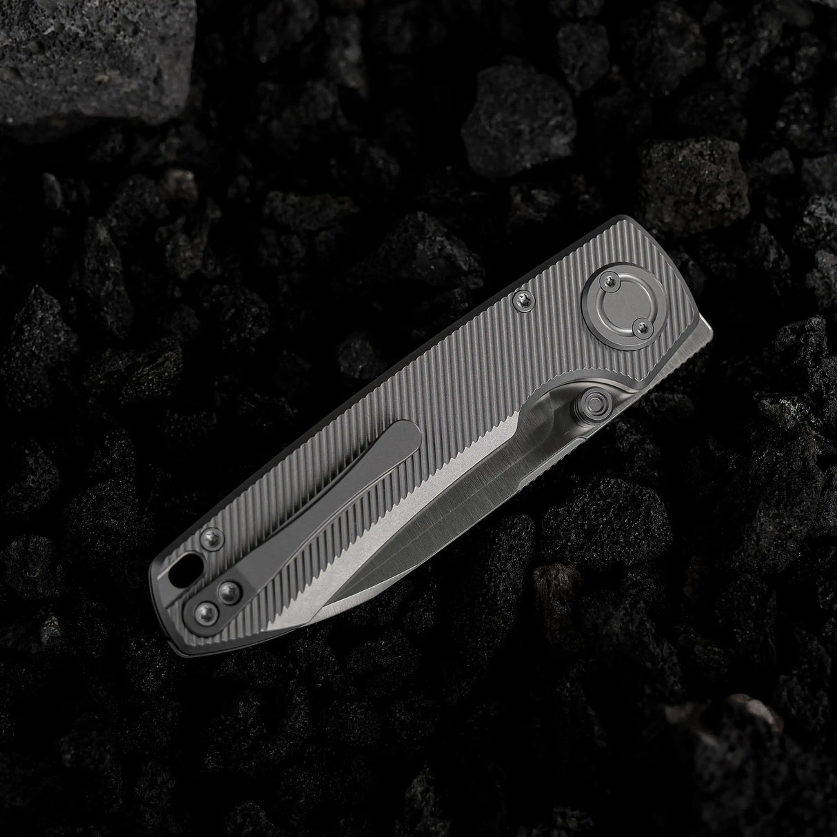 Raccoon V | Dim Grey Titanium + Satin Blade