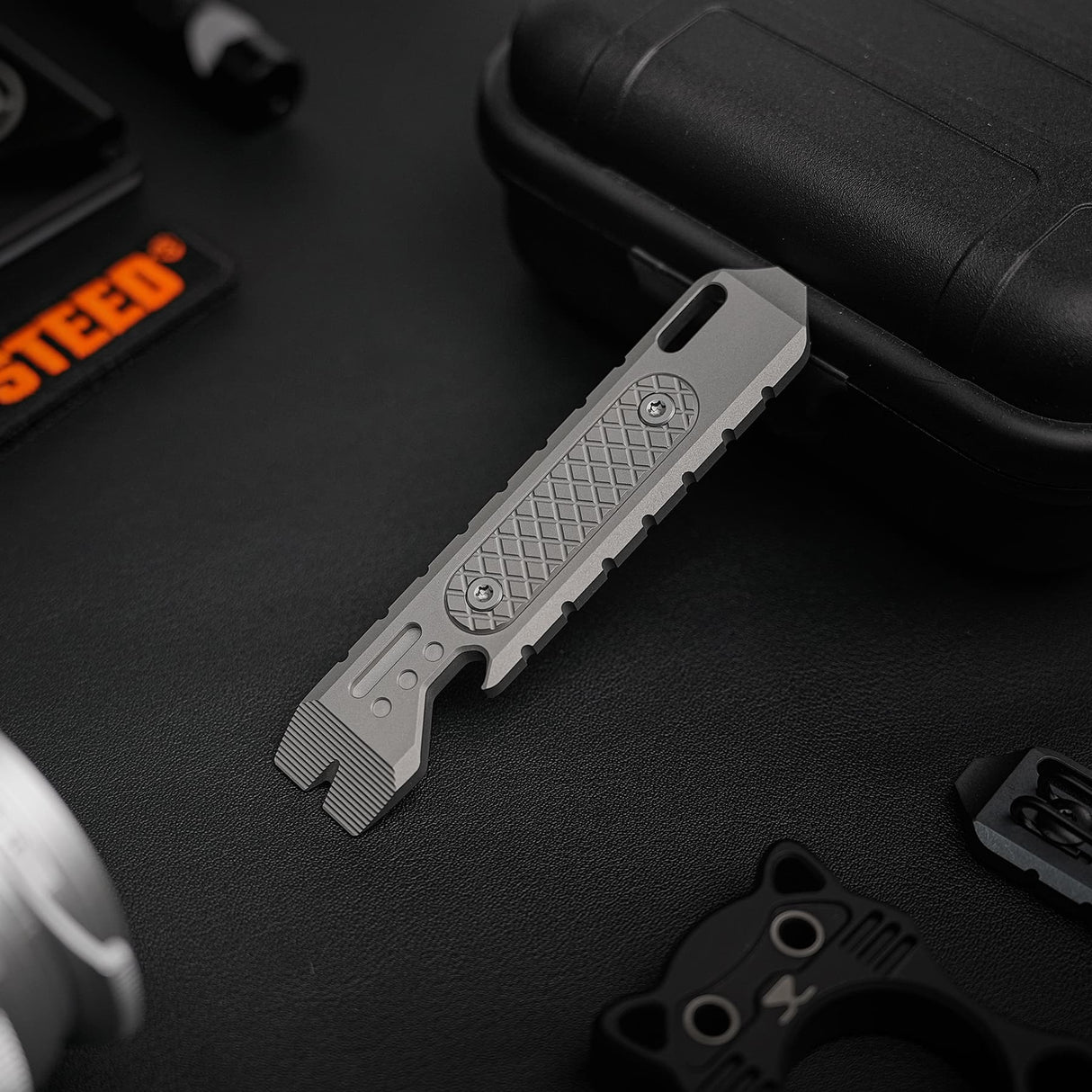 Shark Bomb Prybar 2.0 | Beadblast Ti - X0169