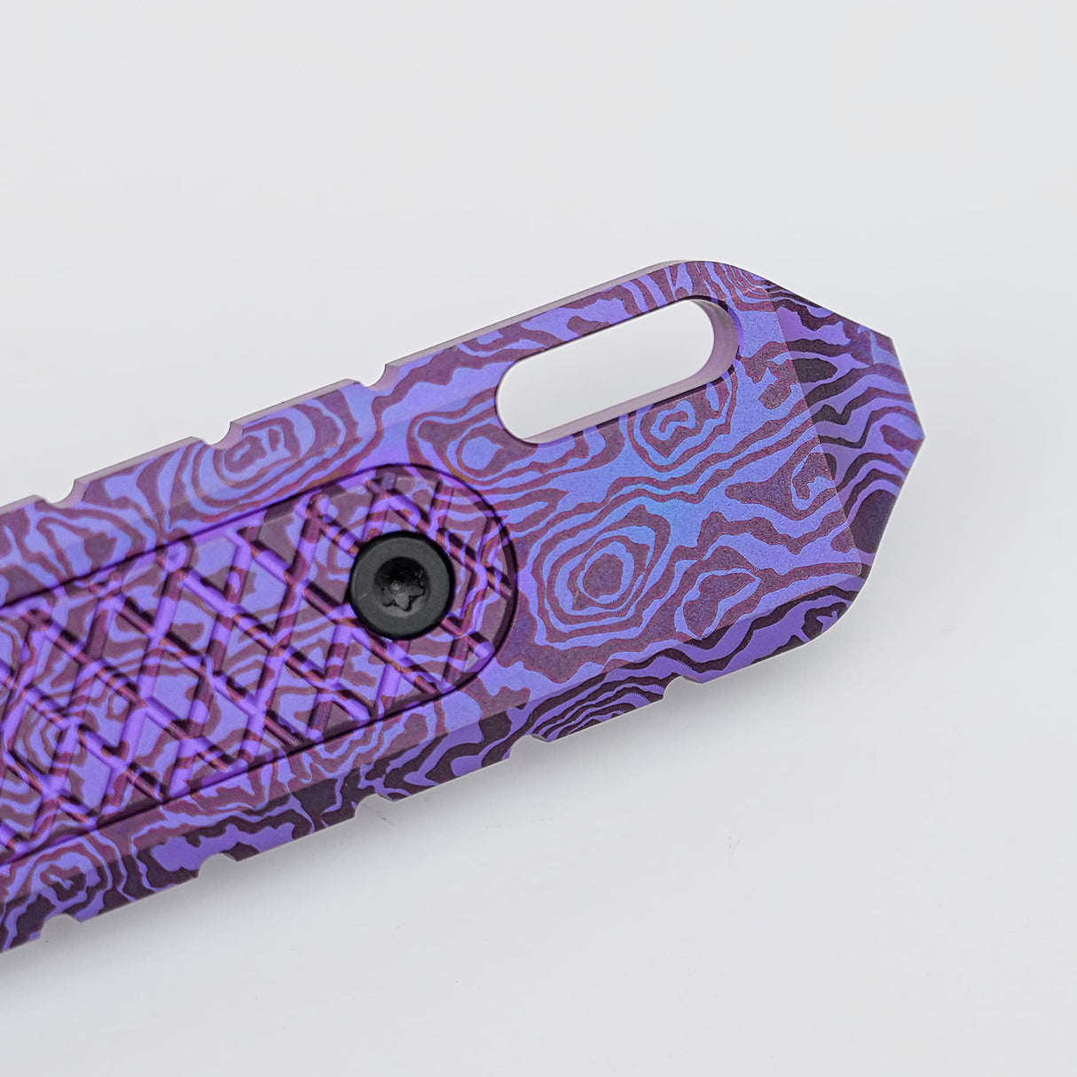 Shark Bomb Prybar 2.0 | Purple Threads Ti - X0174