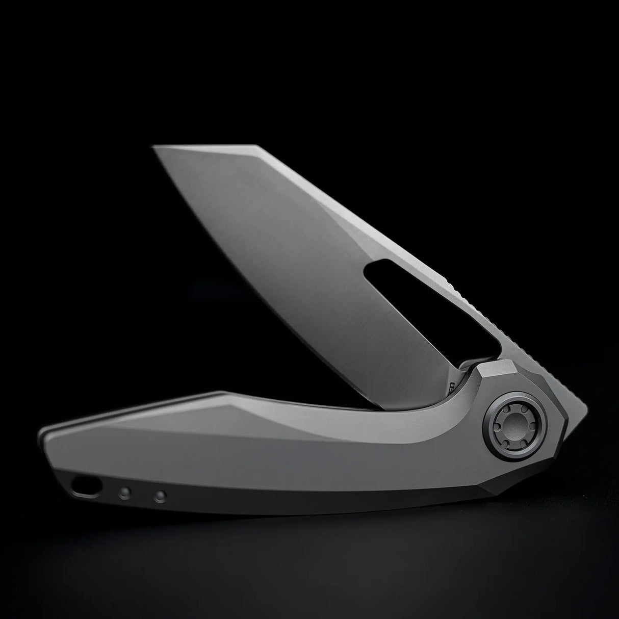 Thunderbeast | Grey Ti + Satin M390 - A4301