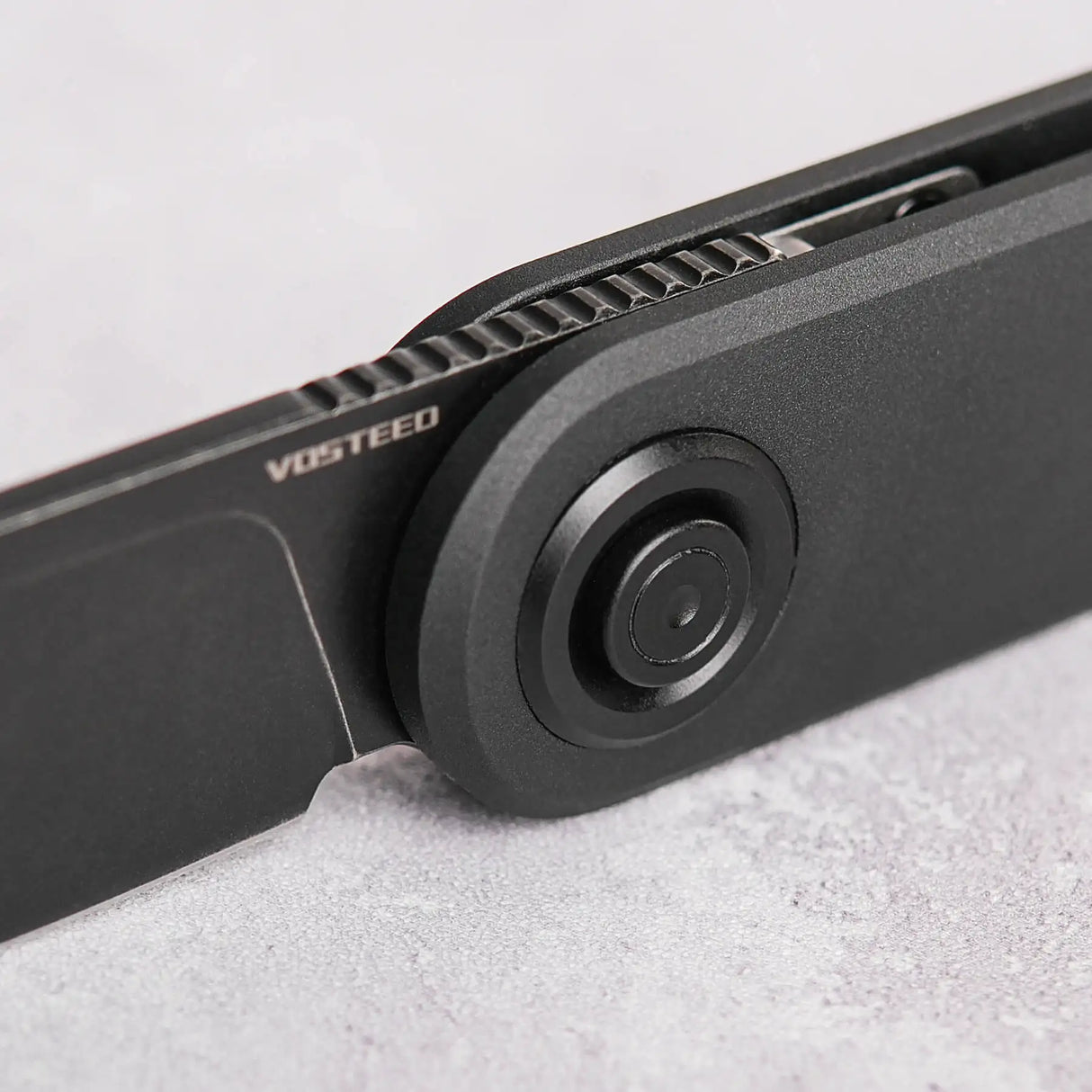 Corgi V | Black Aluminium + 14C28N - A3701