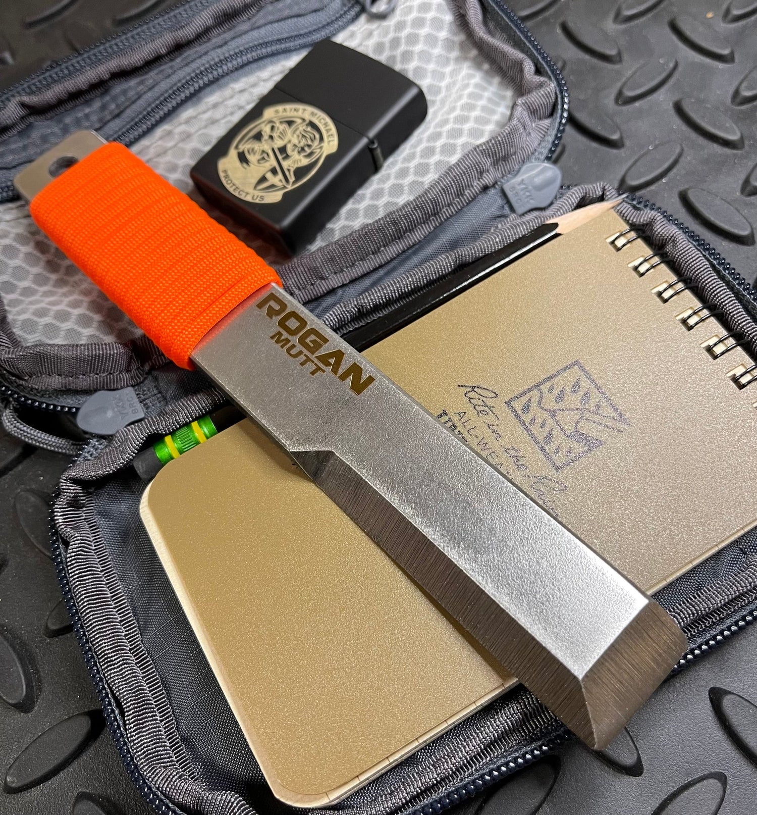 MUTT FOREMAN Pry Bar