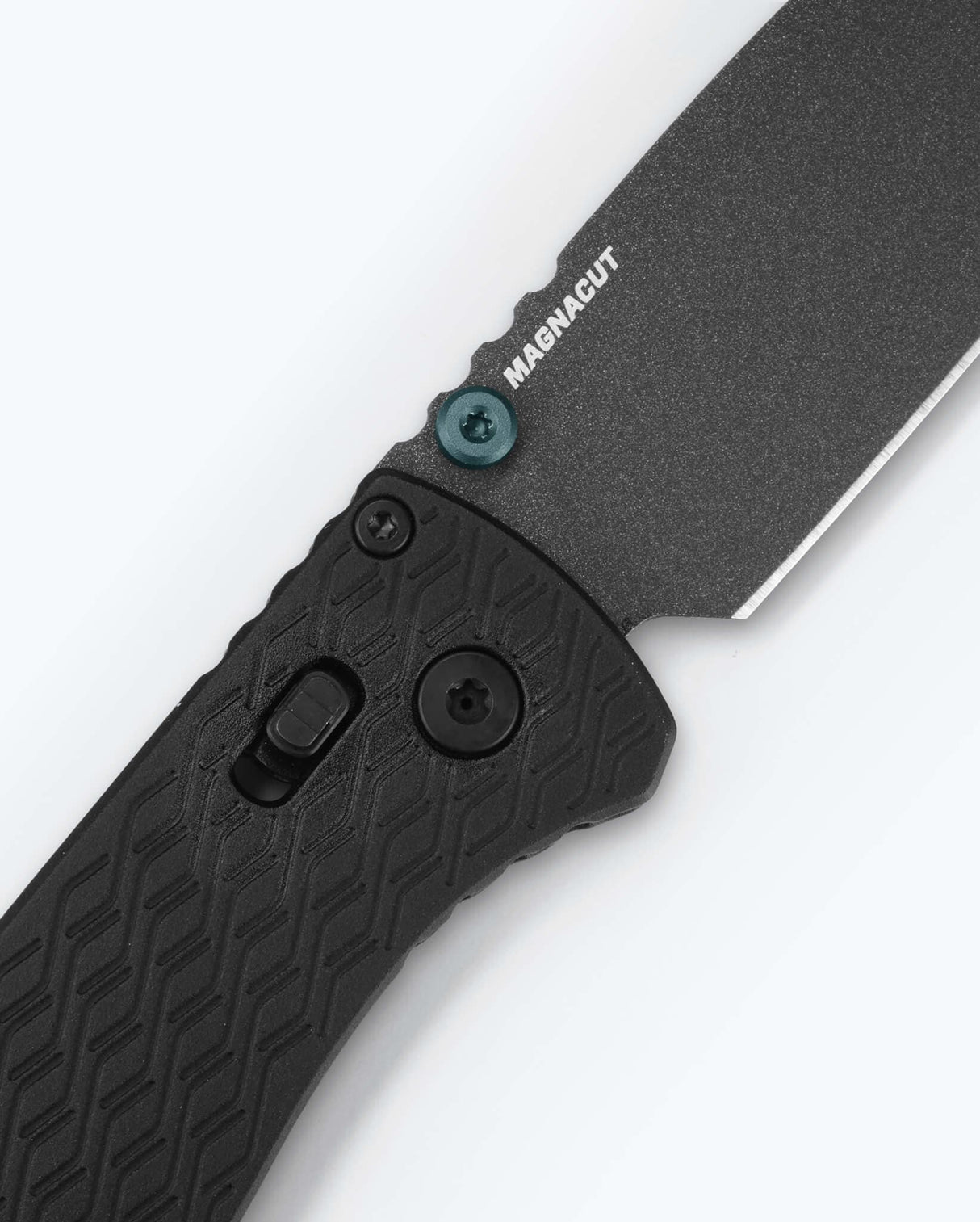 Bugout® Vapyr™ | Black Aluminum + Black Cerakote Magnacut
