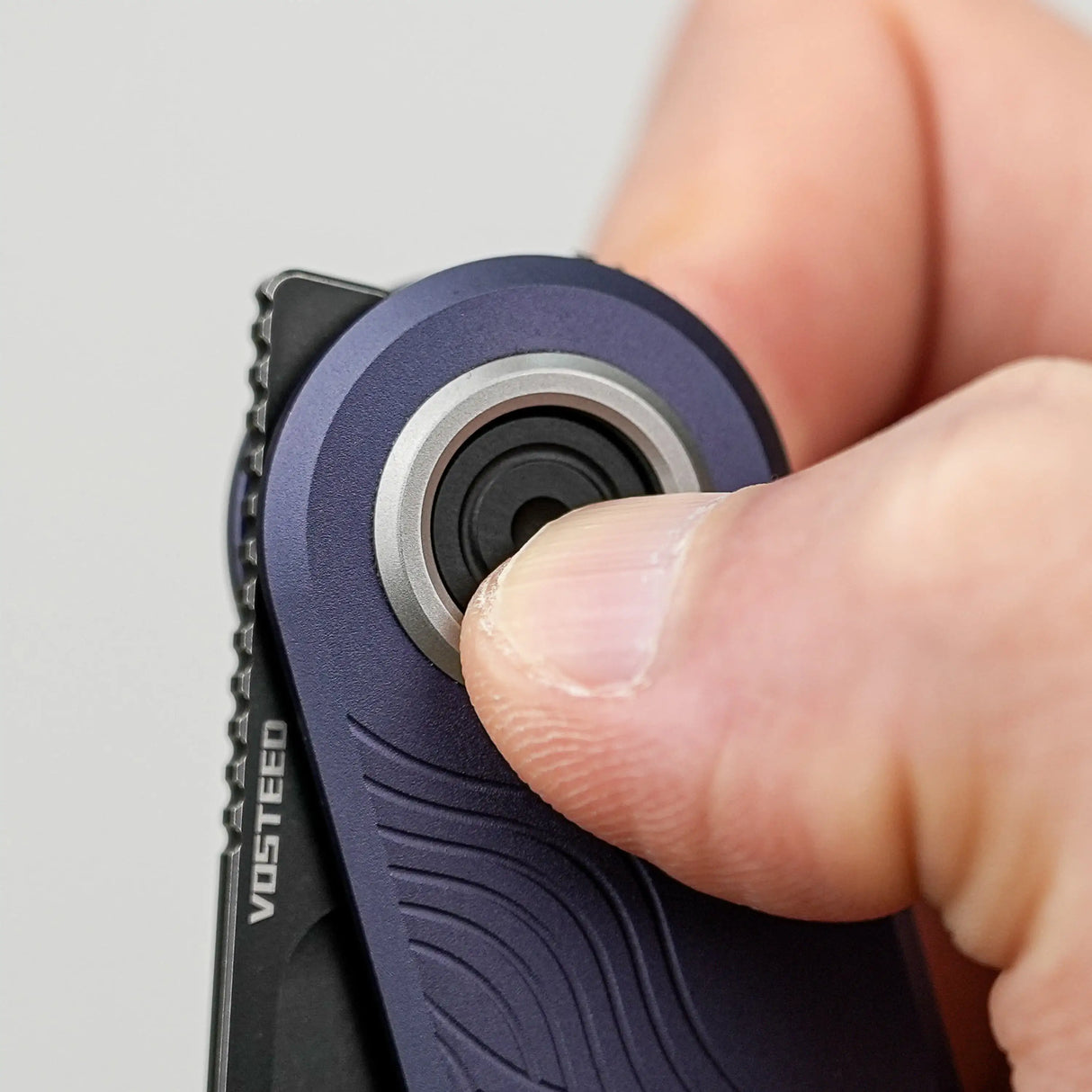 Corgi V | Dark Slate Blue Milled Aluminium + 14C28N - A3723