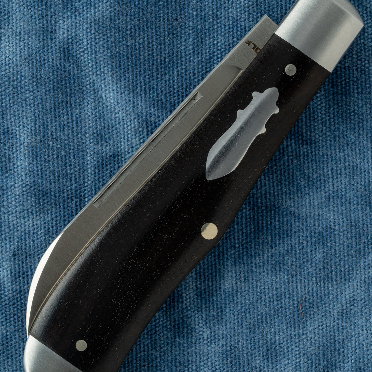 Gateway Eureka | Ebony Wood