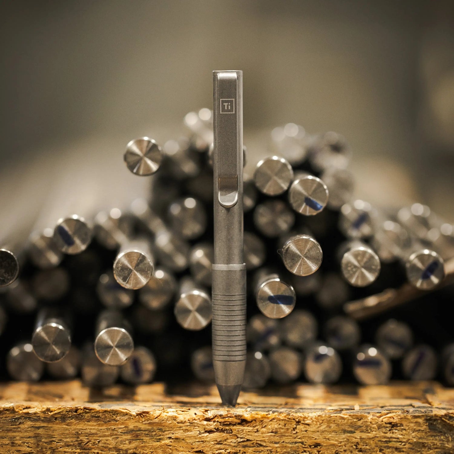 USA Pocket Pro Pen - Titanium