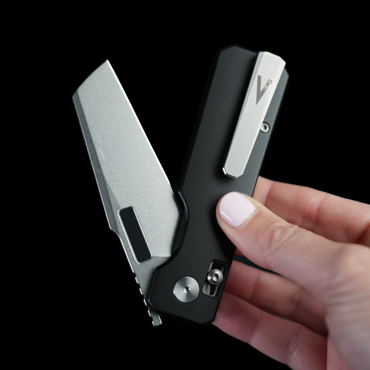 Vero Lynch Titanium Clip