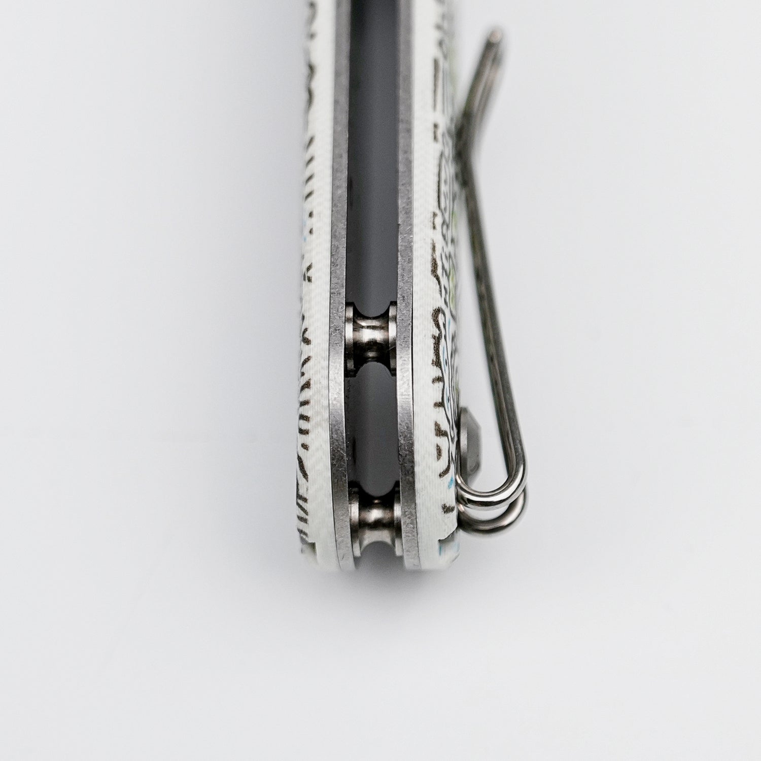 Corgi V | Doodle Monster™ White G10 + Satin - A3727