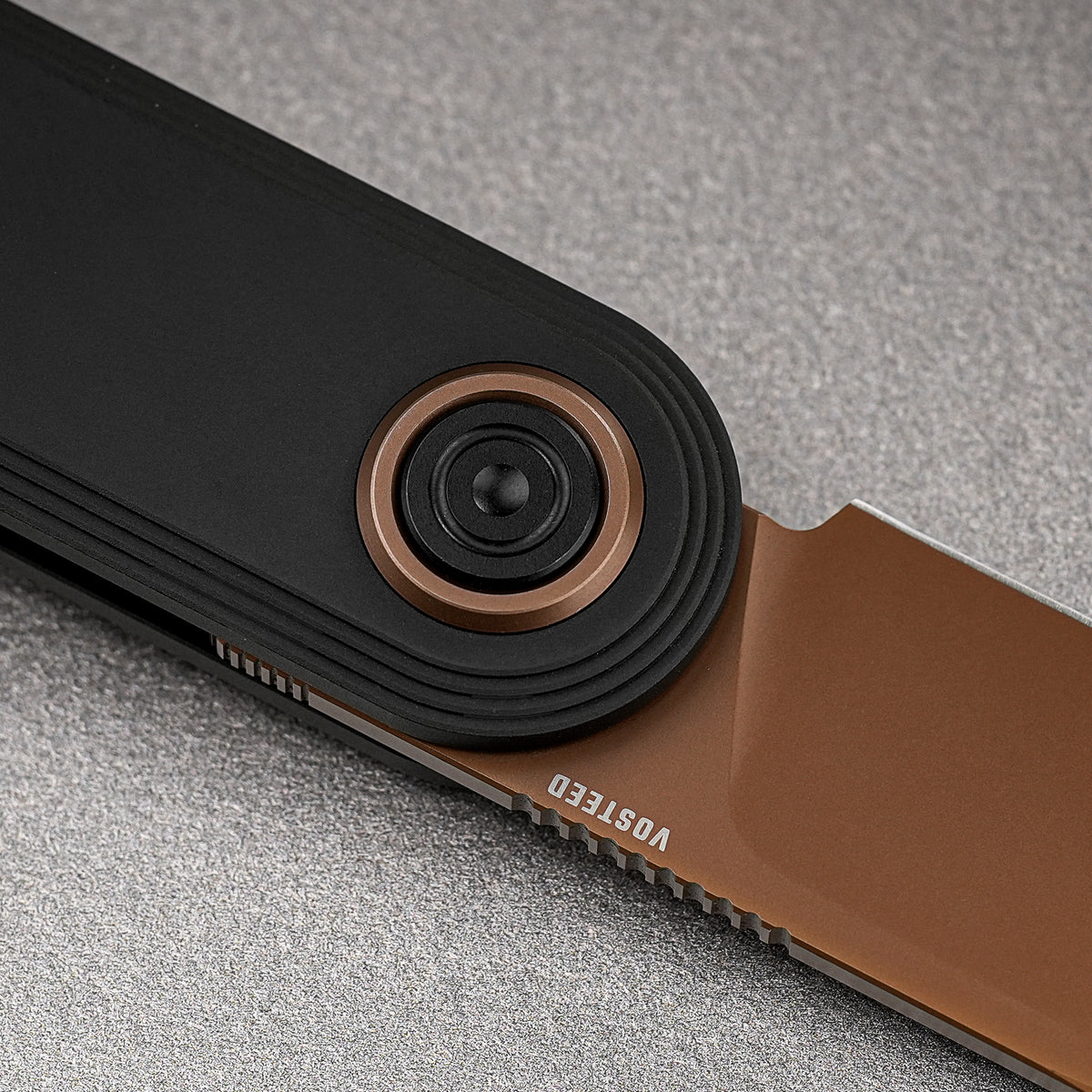 Corgi® V V | Black Aluminium + Copper Dune 154CM - A5101