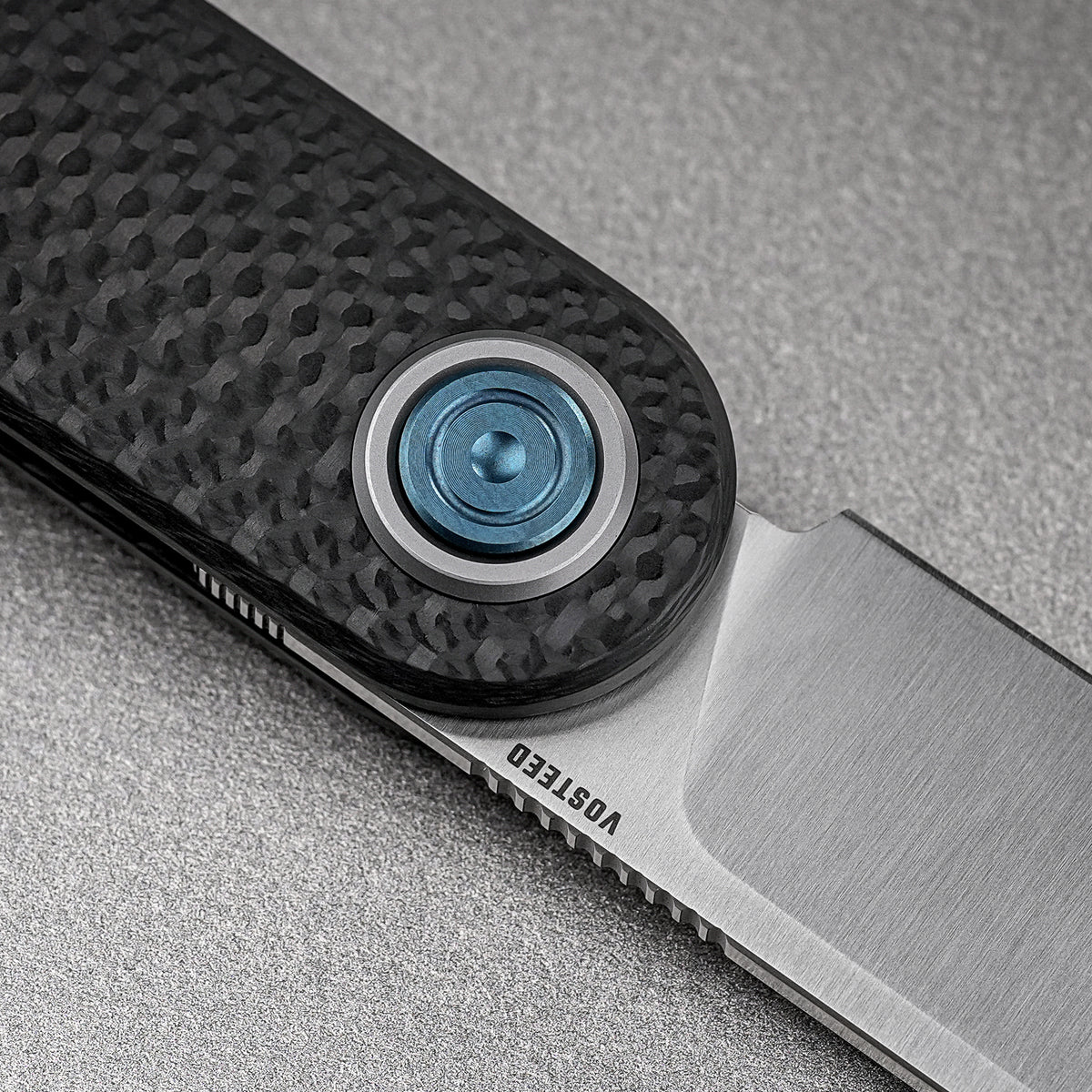 Corgi® V V | Carbon Fibre + Satin 154CM - A5104