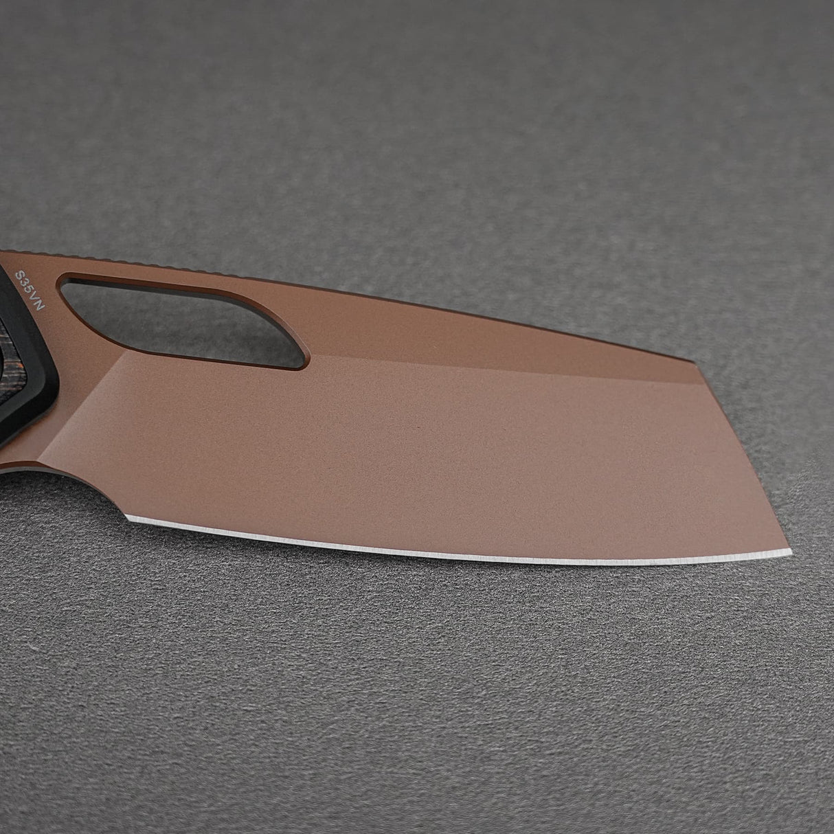Kroc 329 | Black Aluminium Topo G10 + Copper Dune S35VN - A1810