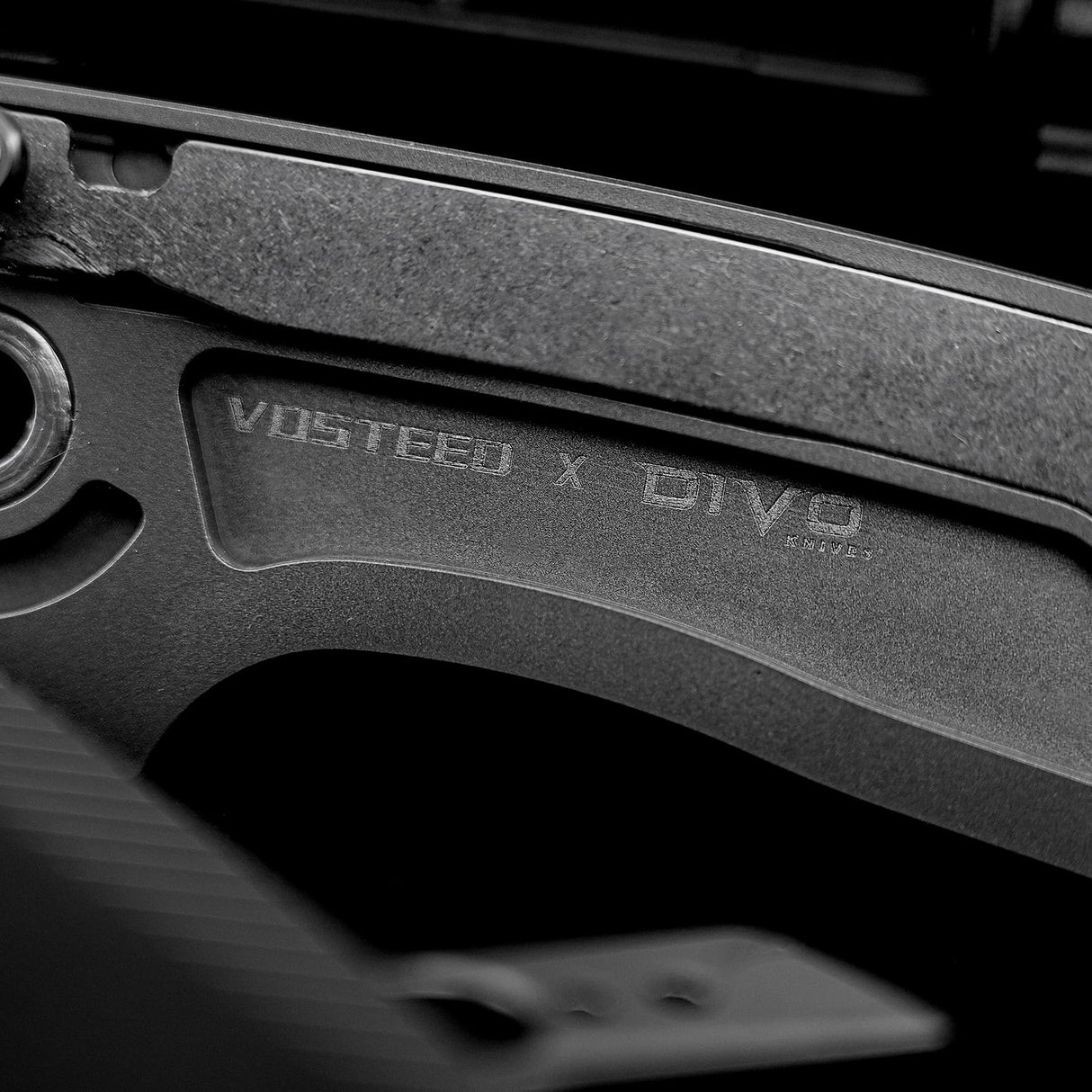 Nip-L | Dark Red/Purple Ti + Blackwashed Elmax - A4204