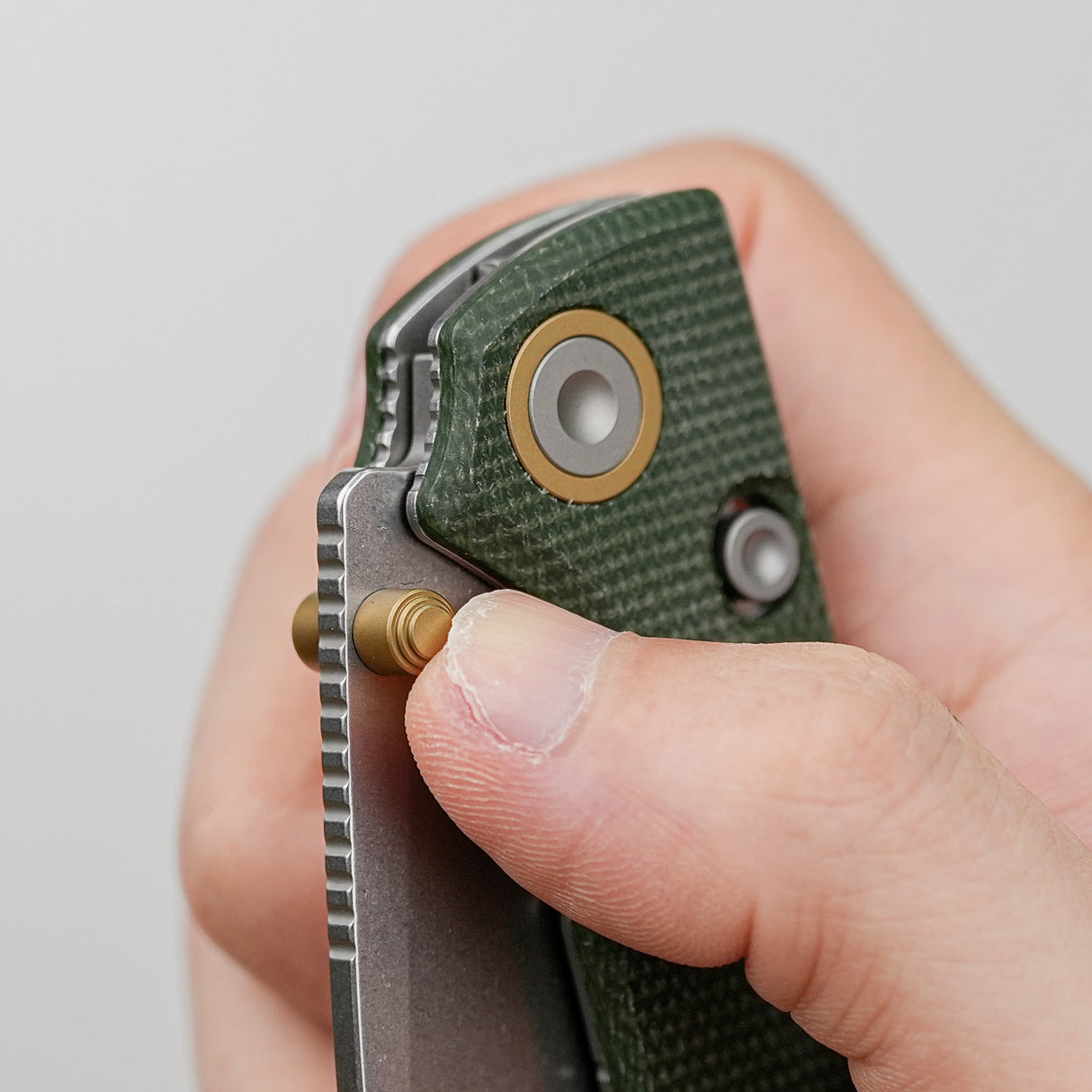 Porcupine Thumb Stud | Green Micarta + Stonewash 14C28N - A2611