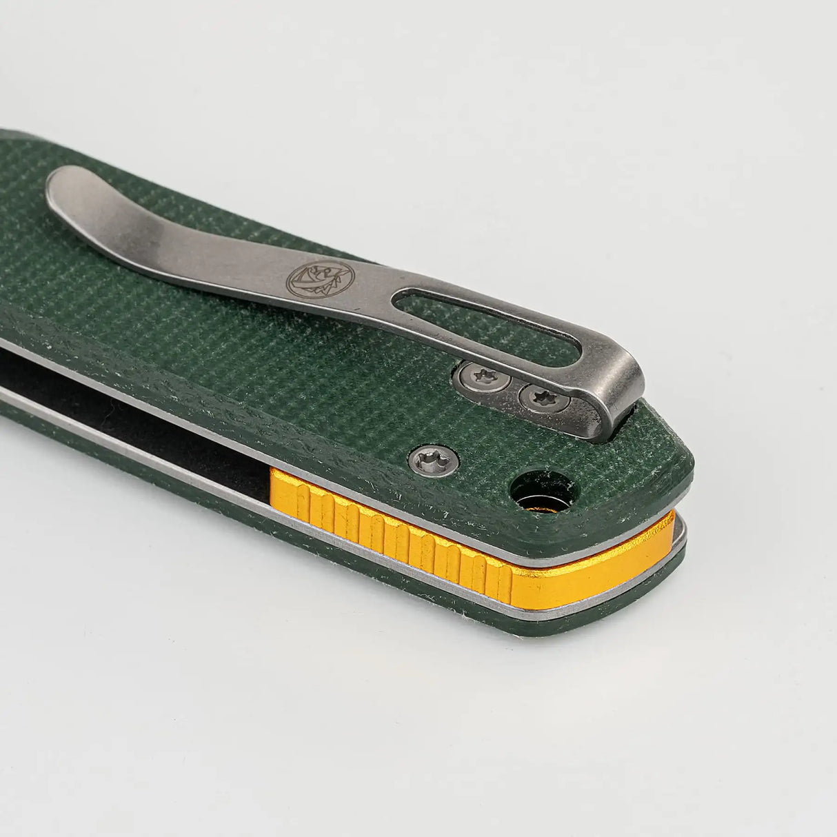 Raccoon 2.0 - Top Liner Lock | Green Micarta + 14C28N Drop Point - A2904