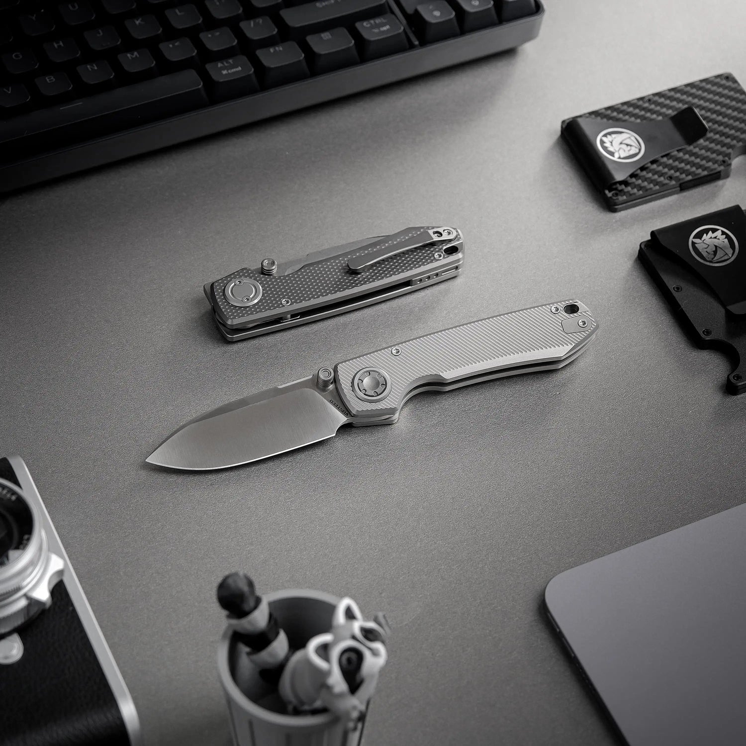 Raccoon V | Dim Grey Titanium + Satin Blade