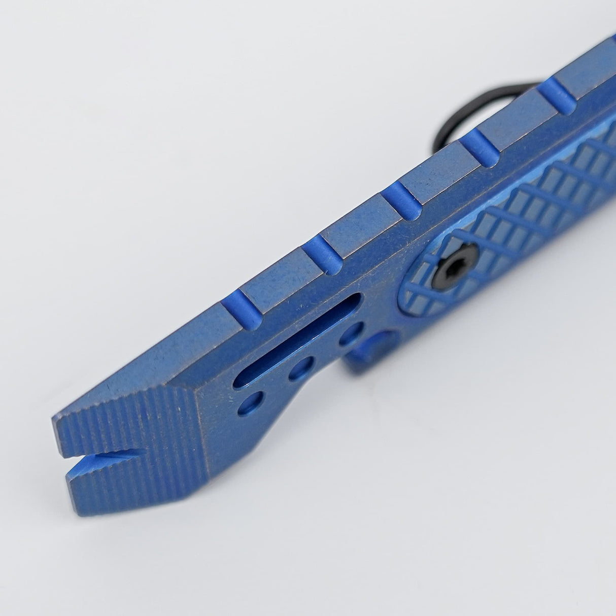 Shark Bomb Prybar 2.0 | Distressed Blue Ti - X0171