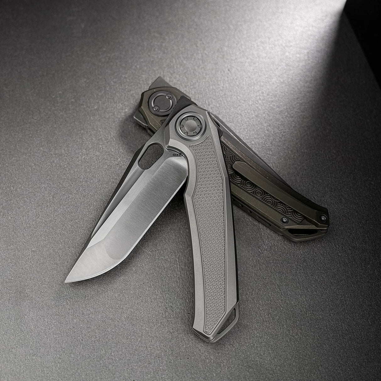 Thunderbird V | Grey Ti + Dual Satin & Bead Blast M390 - A0324