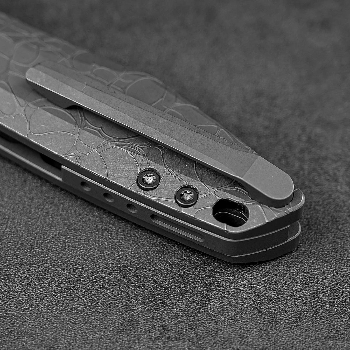 Thunderbeast | Acid Wash Grey Ti + Acid Wash Stonewash M390