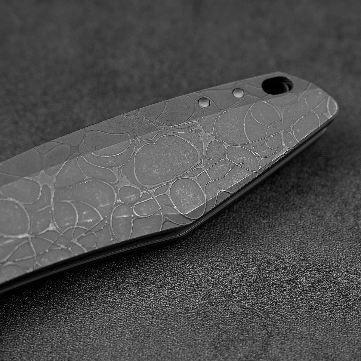 Thunderbeast | Acid Wash Grey Ti + Acid Wash Stonewash M390