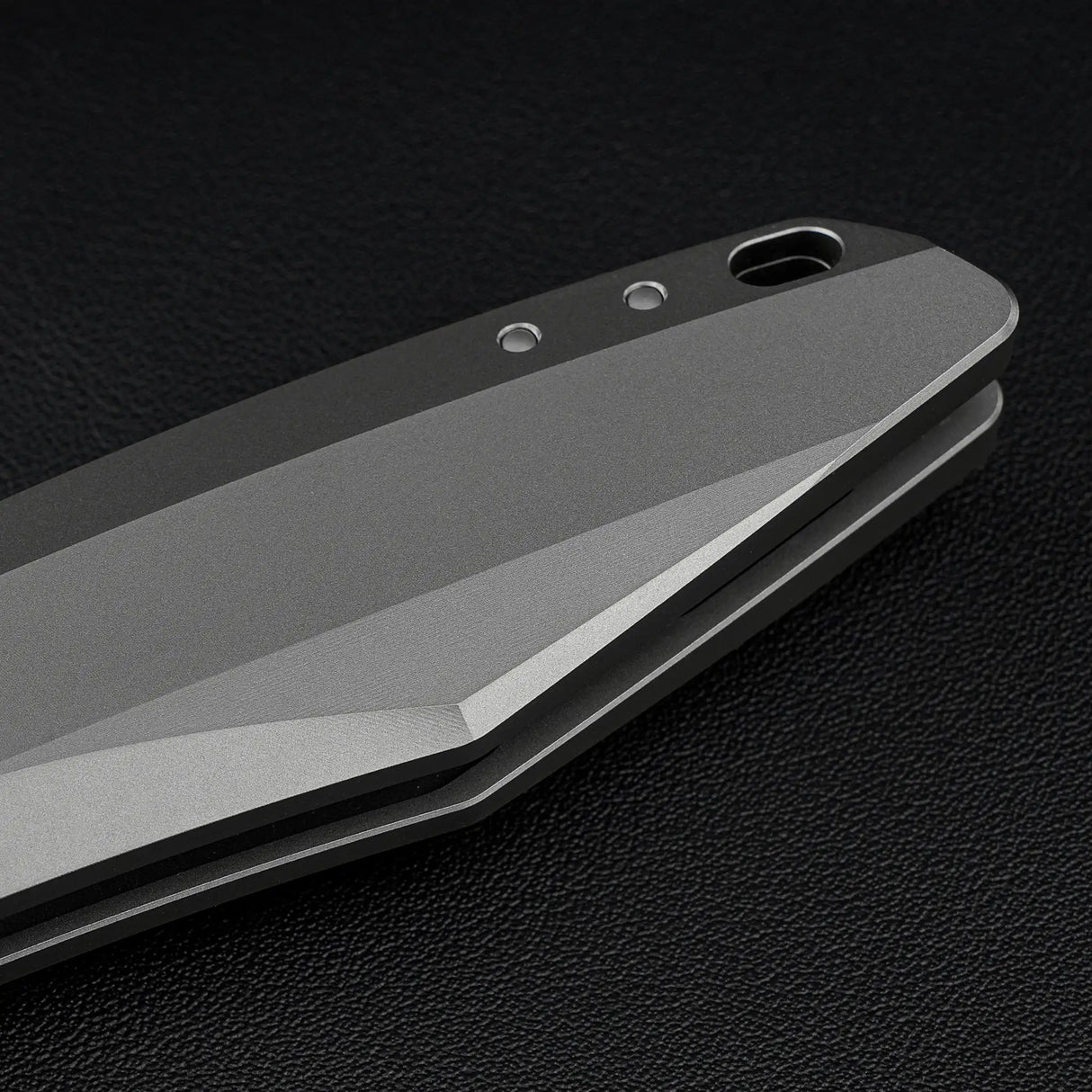 Thunderbeast | Grey Ti + Satin M390 - A4301