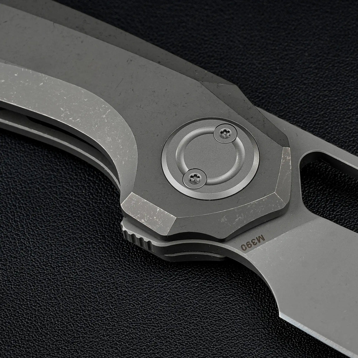 Thunderbeast | Dim Grey Ti + Acid Stonewash M390 - A4302