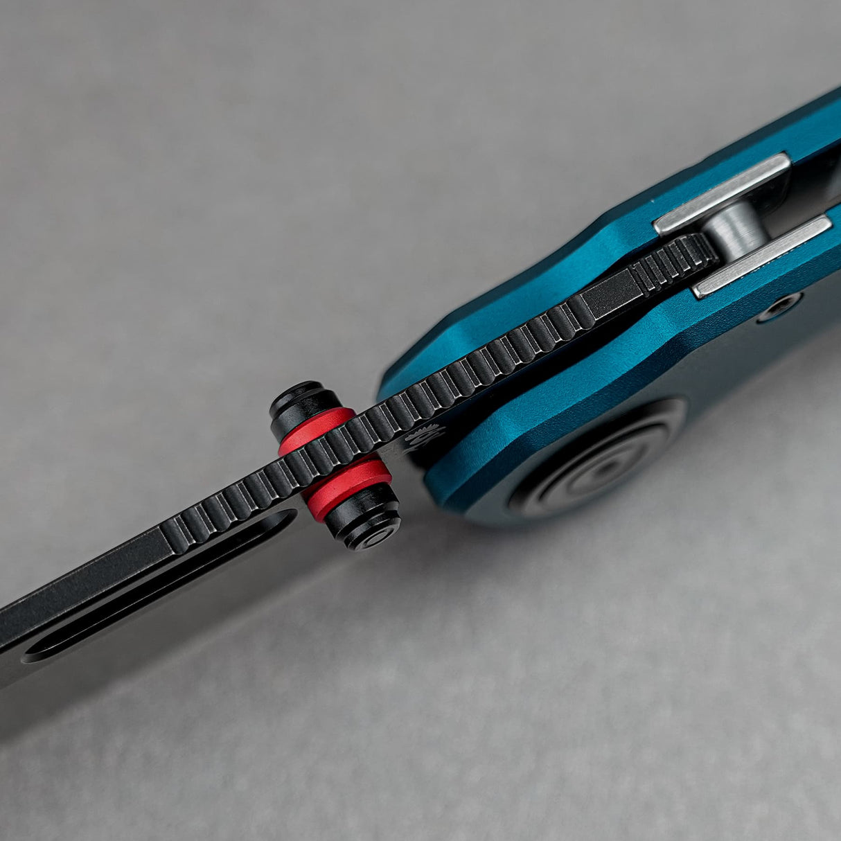 Zander - Vanchor Lock® | Steel Blue Aluminium + Blackwash S35VN - A4603