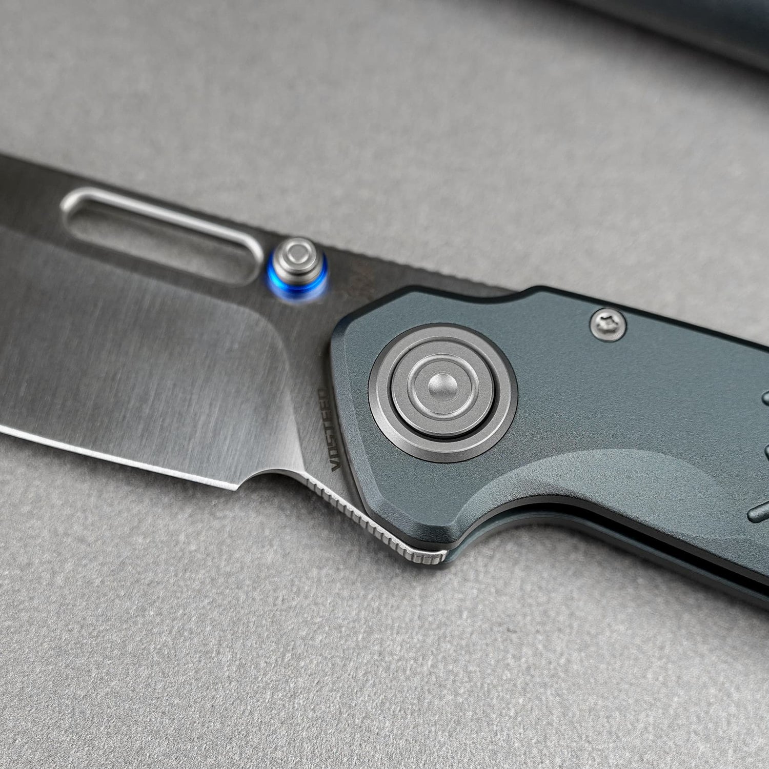 Zander - Vanchor Lock® | Grey Aluminium + Satin S35VN - A4605