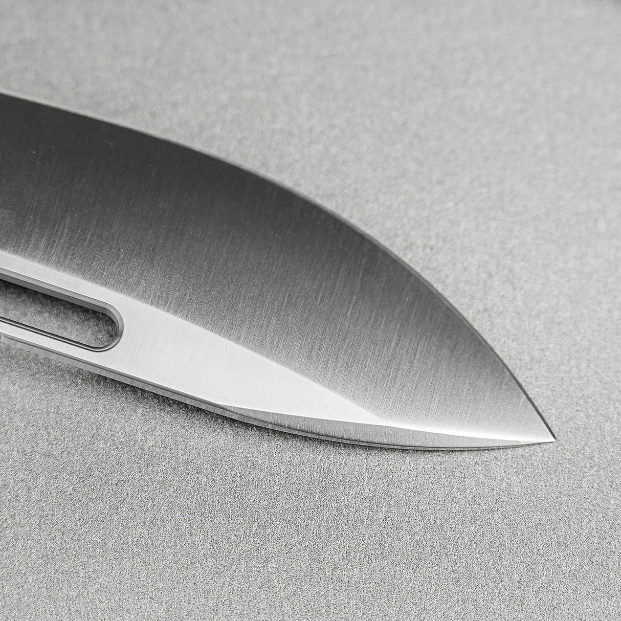 Zander - Vanchor Lock® | Grey Aluminium + Satin S35VN - A4605