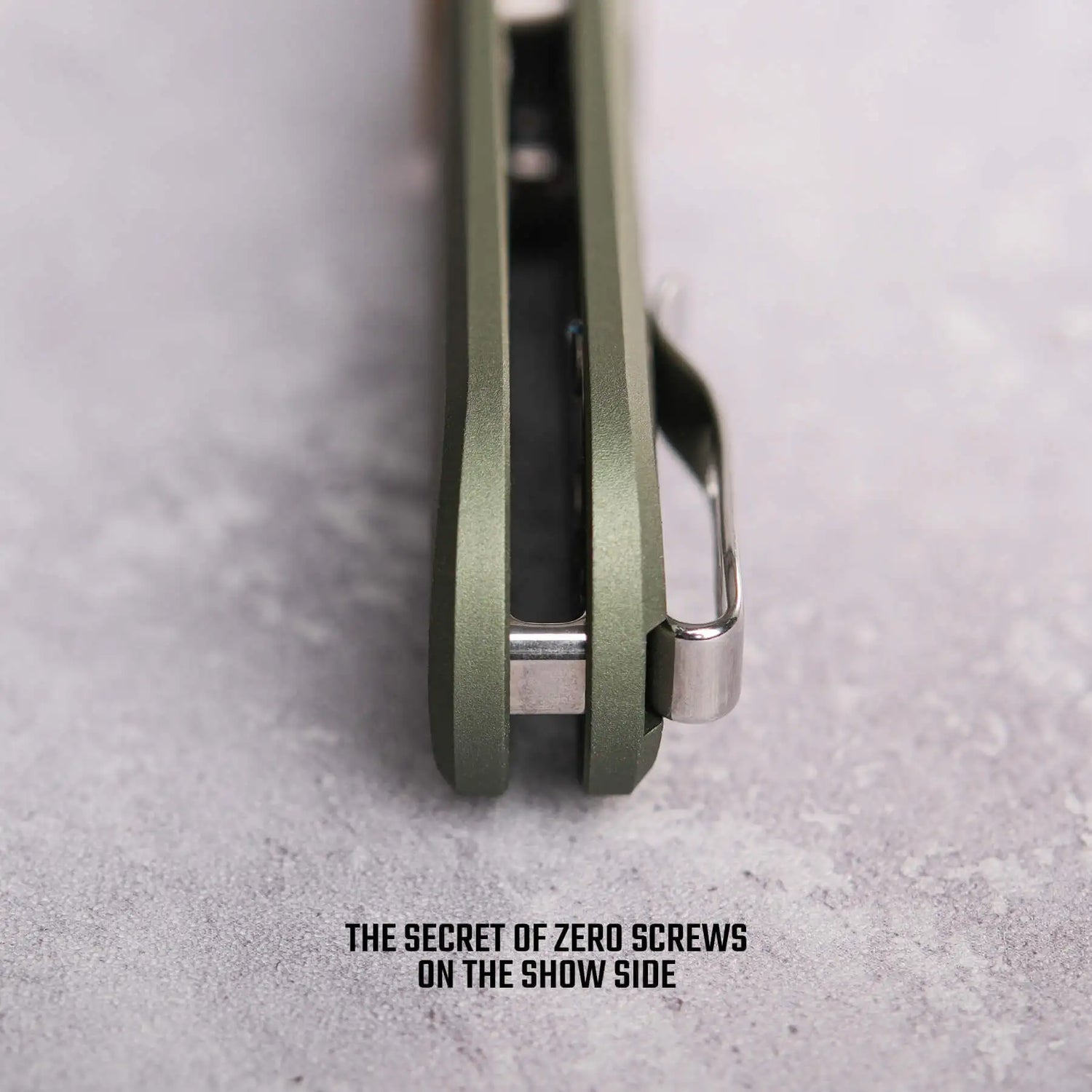 Corgi V | Green Aluminium + 14C28N - A3702